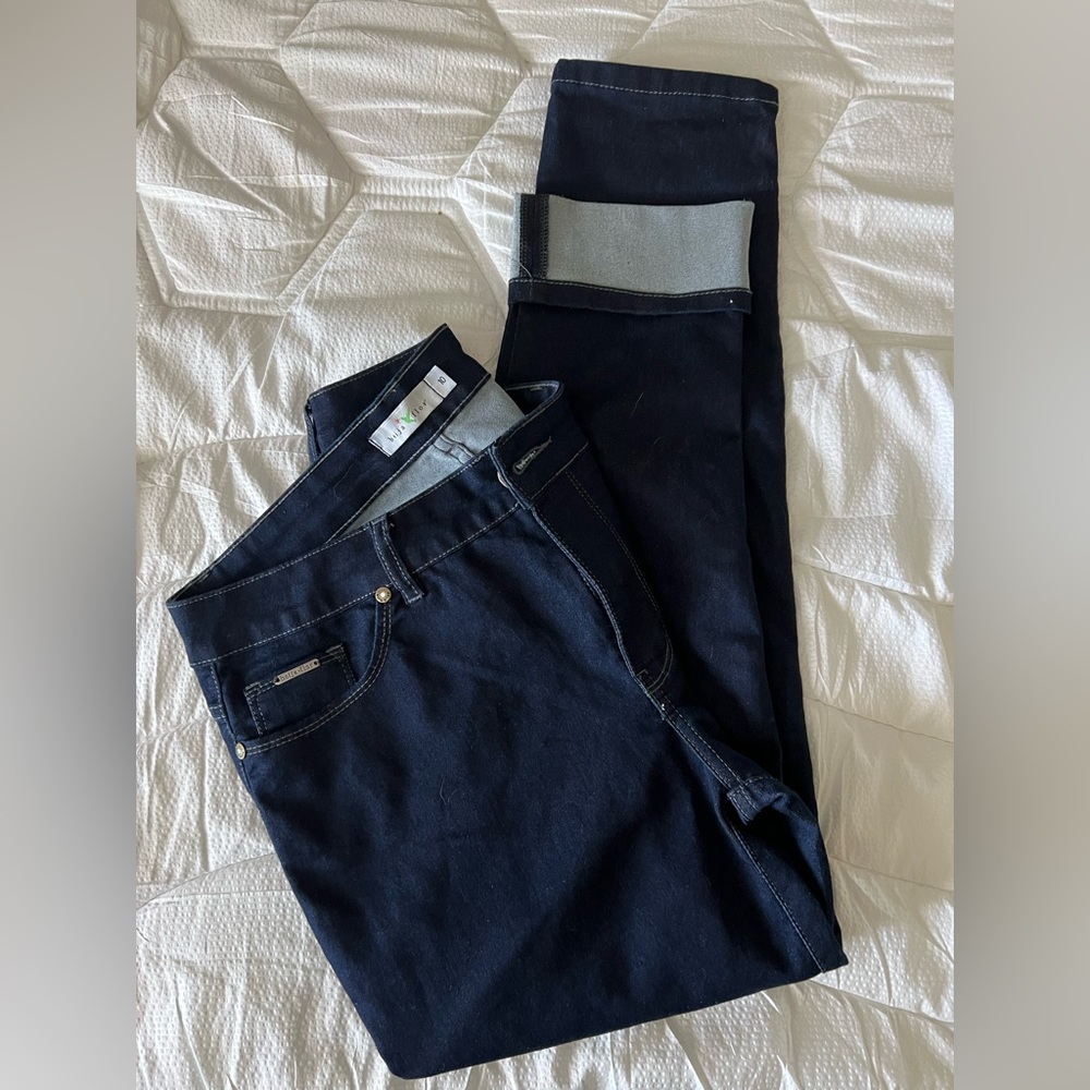 Beija Flor jeans.